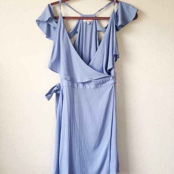 Gianni Bini Dresses & Skirts - Gianni Bini Pale Blue Wrap Dress